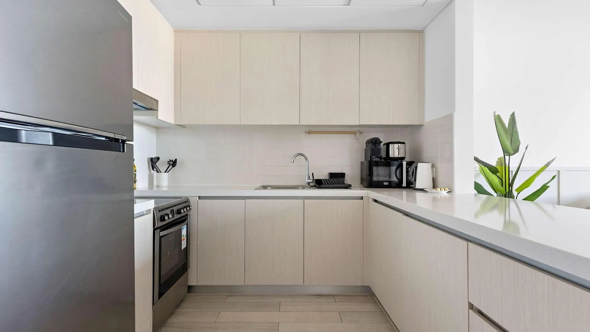 Silkhaus Modern 2Bdr With Canal View On Yas Island Abu Dhabi Appartement