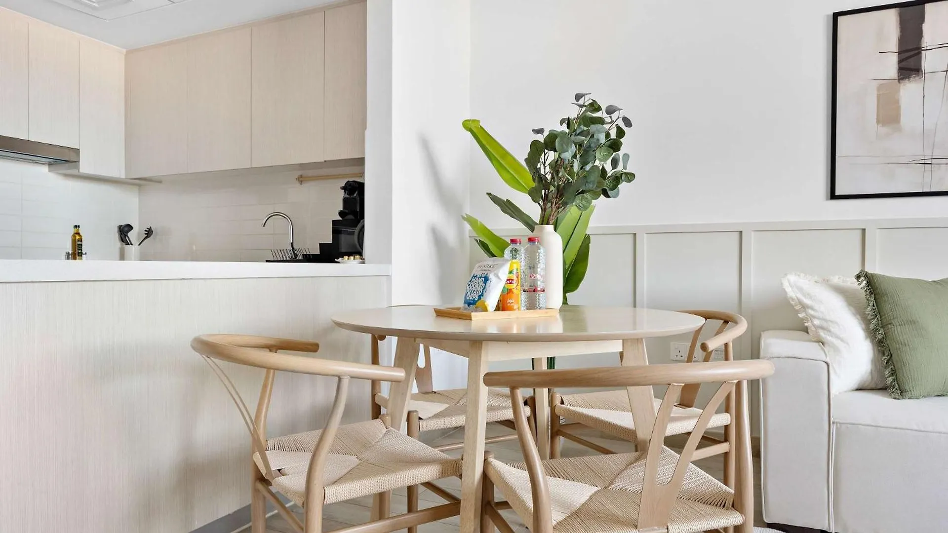 Apartament Silkhaus Modern 2Bdr With Canal View On Yas Island Abu Zabi